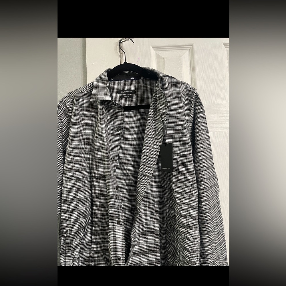 Bugatchi Mens button up shirt Size Small Classic Fit